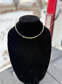 TURQUOISE SQUARE BEAD CHOKER