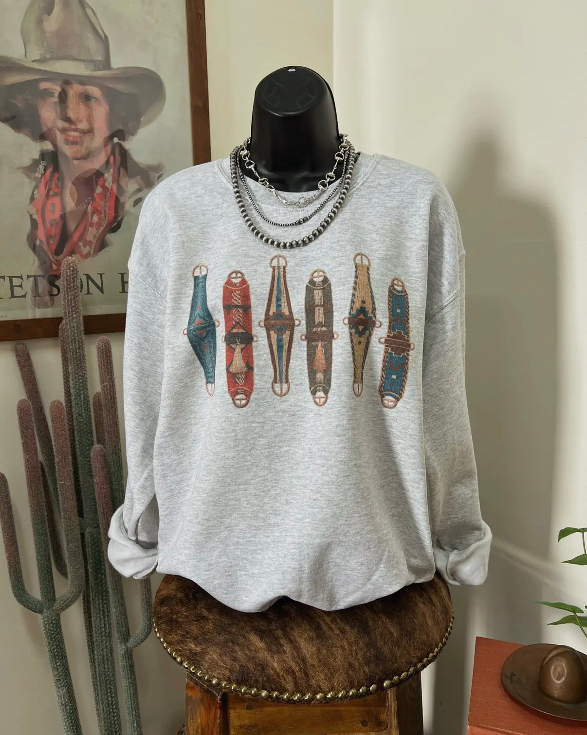 CINCH CREWNECK