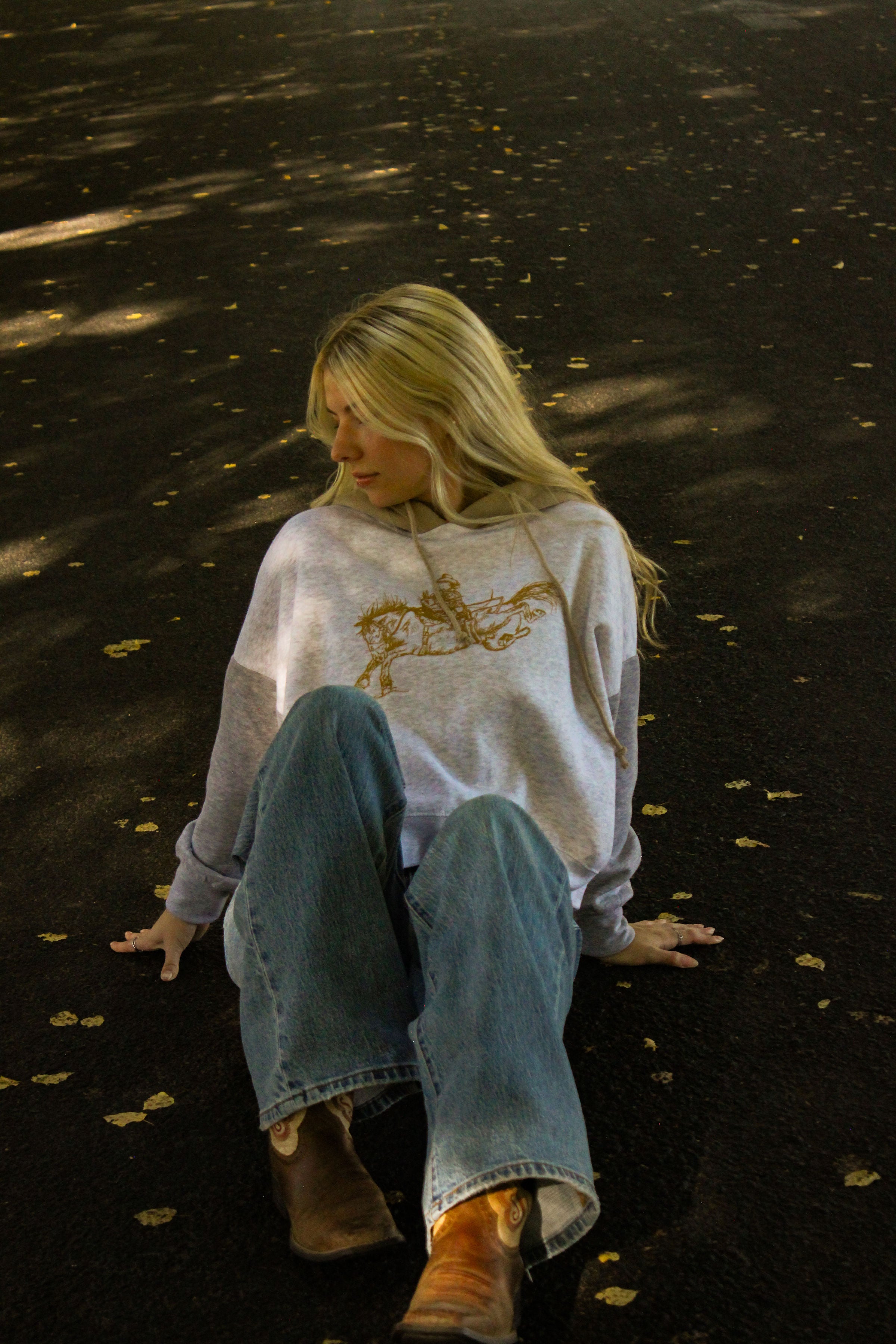 KICK UP YOUR HEELS TRICOLOR HOODIE