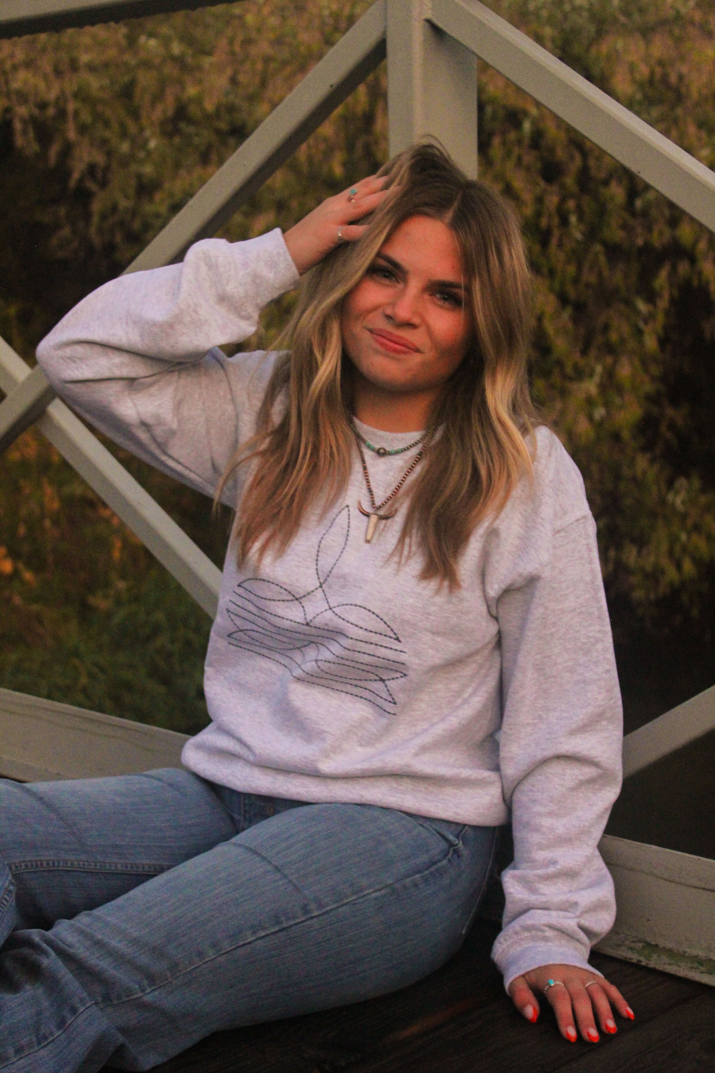 BOOT STITCH CREWNECK